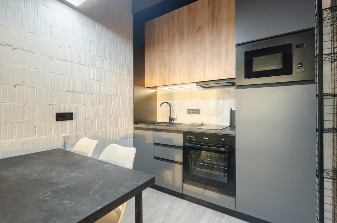 Petrovdom 12-131B Apartments In Rc "Yaroslaviv Grad"Bulvarno Kudriavska 17B Kiev Eksteriør billede